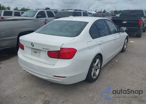 2013 BMW 328I из США, поврежденный, VIN WBA3A5G55DNP20778